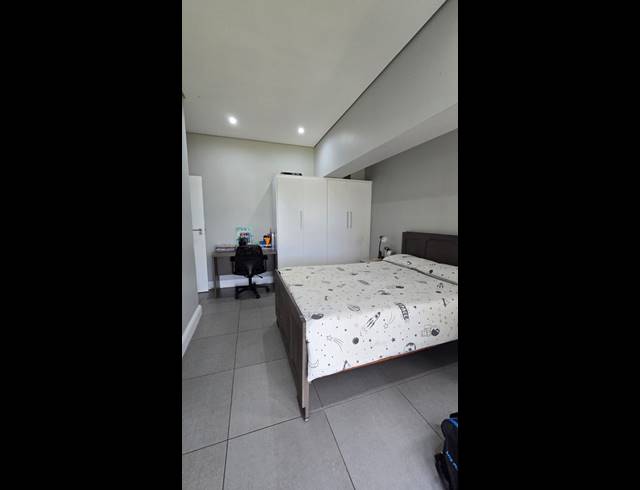 3 BEDROOM FREESTANDING FOR SALE IN PALM LAKES ESTATE